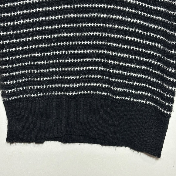 Maurice’s Black and White Striped Cowl Neck Short Sleeve Women's Sweater Size L - Picture 3 of 7